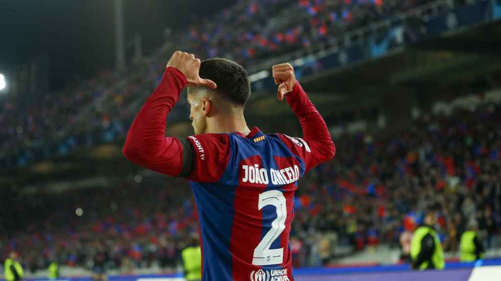 Joao Cancelo, gran estrella del Barça contra el Oporto en Montjuïc