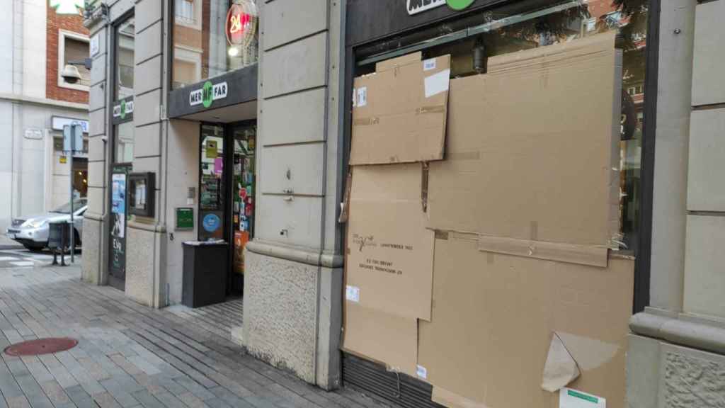 Imagen de uno de los comercios de la plaza de La Bonanova hoy