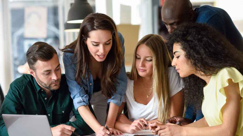 Los jóvenes aprenden idiomas con las becas de Banco Santander