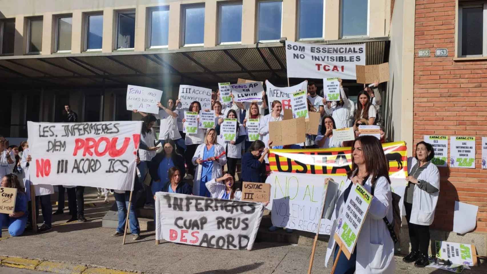 Sanitarios protestan contra el preacuerdo del ICS