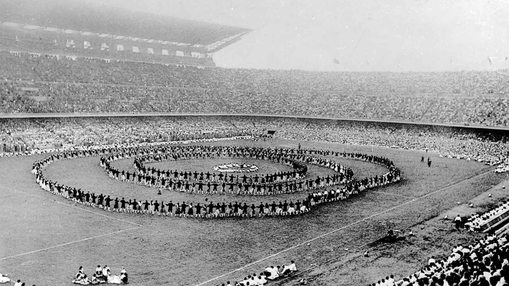 El acto de inauguración del Camp Nou, en 1957
