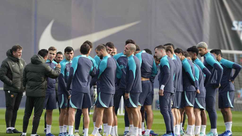 El FC Barcelona, durante un entrenamiento en la Ciutat Esportiva Joan Gamper