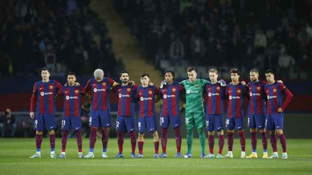 Minuto de silencio del Barça antes del partido contra el Oporto