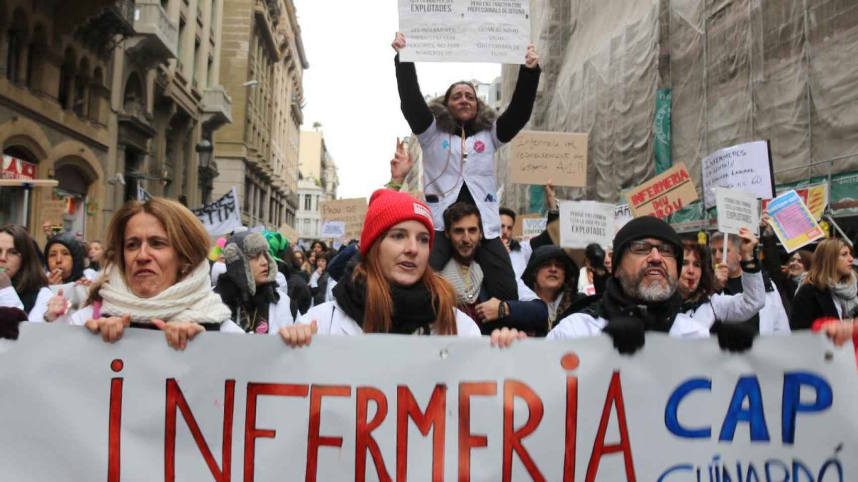 Imagen de una protesta anterior de sanitarios en Barcelona