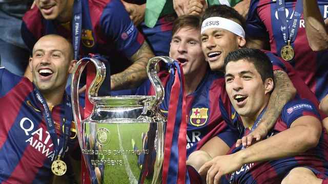 Los jugadores del Barça festejan la Champions conquistada en Berlín