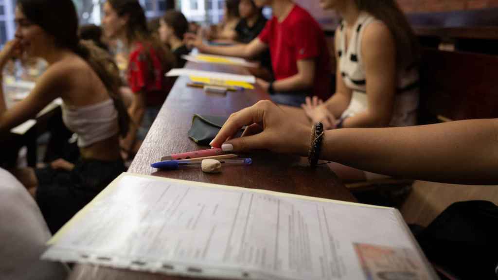 Un alumno antes de comenzar un examen