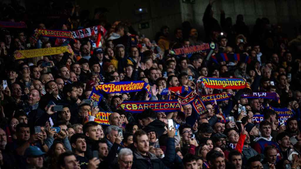 La afición azulgrana presente en Montjuïc para el Barça-Girona