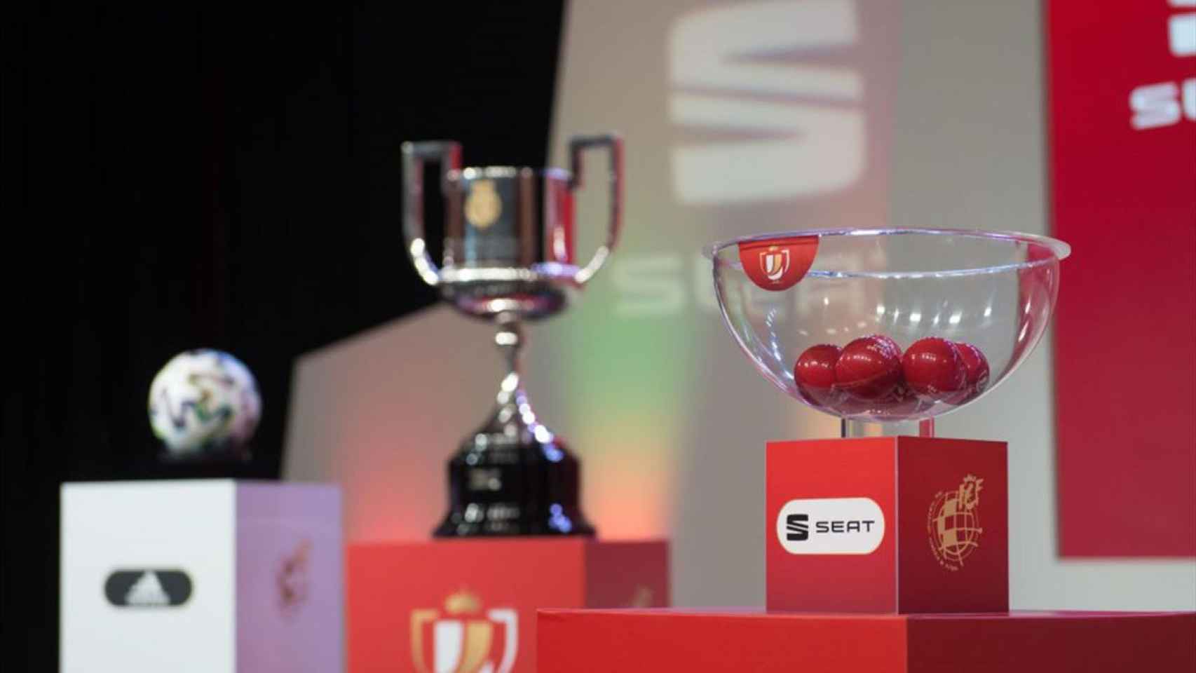 Las bolas del sorteo de dieciseisavos de la Copa del Rey 2023-24