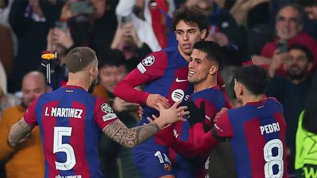 El Barça, celebrando un gol de Joao Félix contra el Oporto