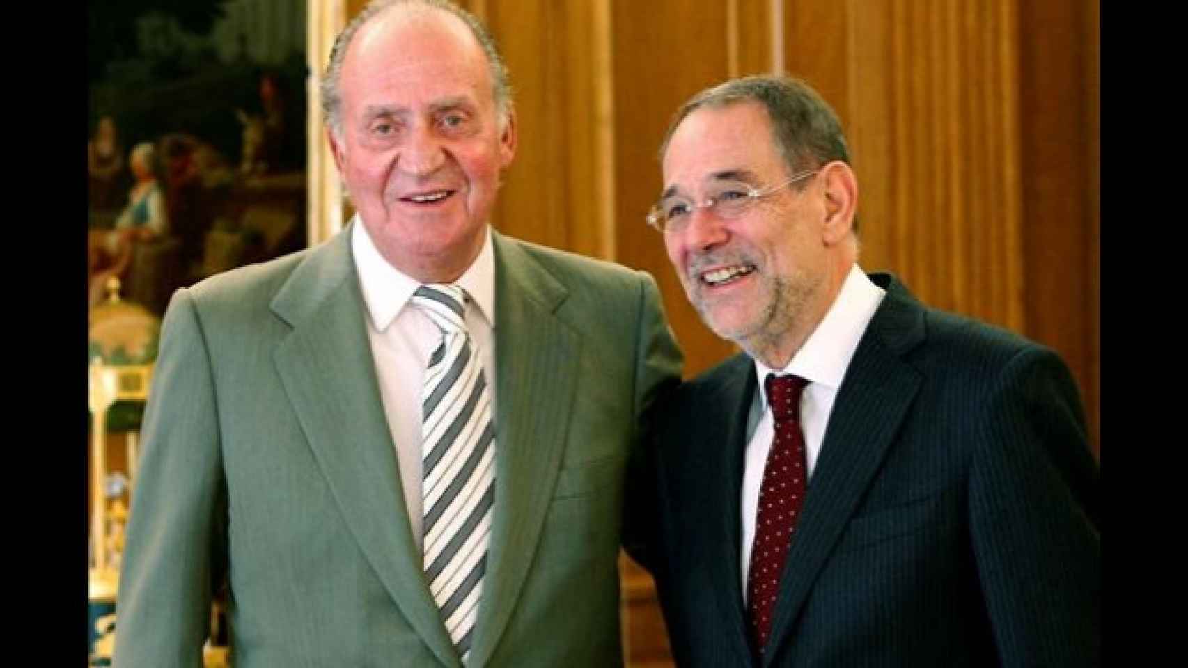 El rey Juan Carlos recibe a Javier Solana en audiencia, en 2009