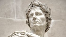 Estatua de Julio César