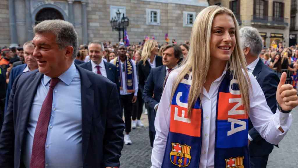 Alexia Putellas y Joan Laporta, celebrando el último título de Champions League