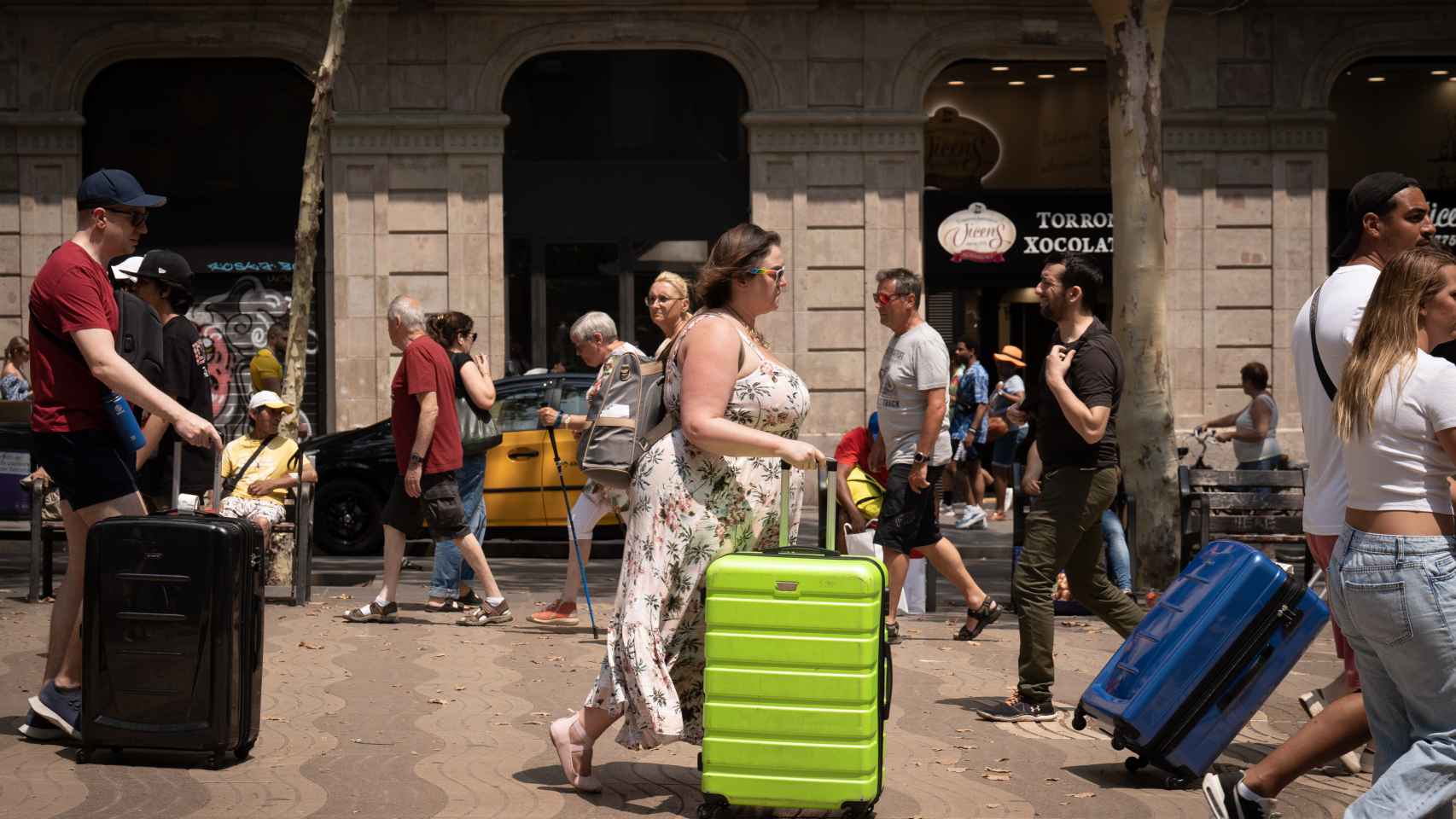 Turistas en las Ramblas de Barcelona
