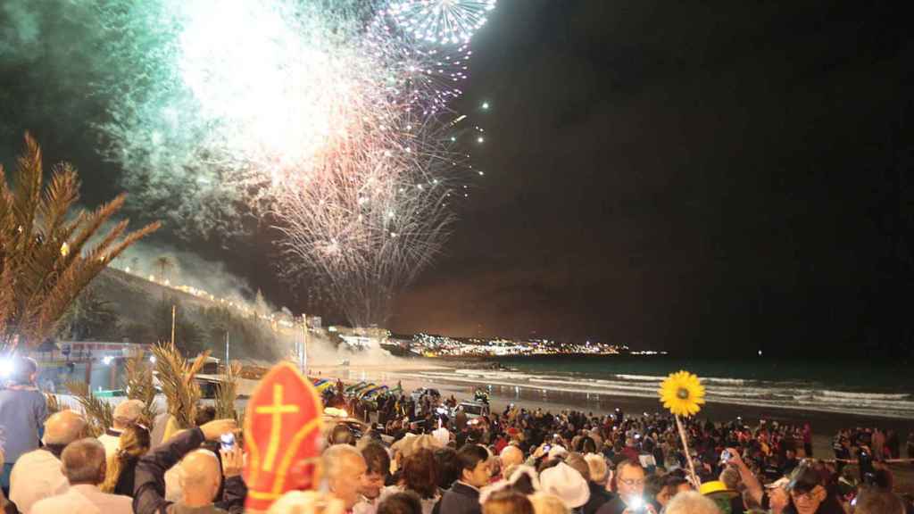 Imagen del Belén de Arena que acoge la playa de Las Canteras