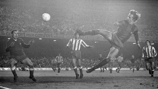 Espectacular gol de Johan Cruyff ante el Atlético, el 22 de diciembre de 1973