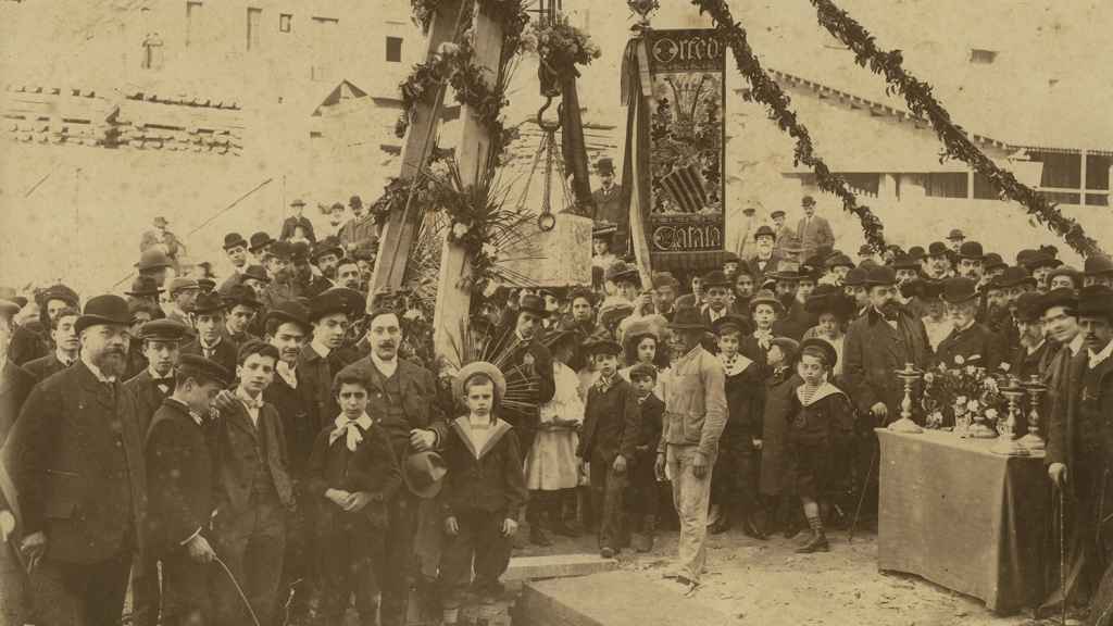 Colocación de la primera piedra del Palau, 1905