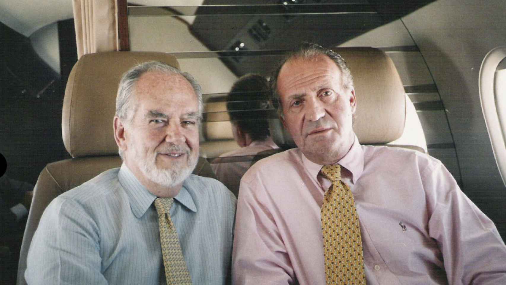 Pardo Colón de Carvajal en el avión privado del rey Juan Carlos I