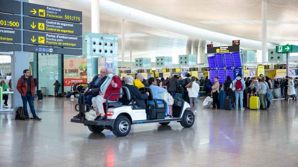 La zona tierra del Aeropuerto de Barcelona, donde sí patrullan los Mossos