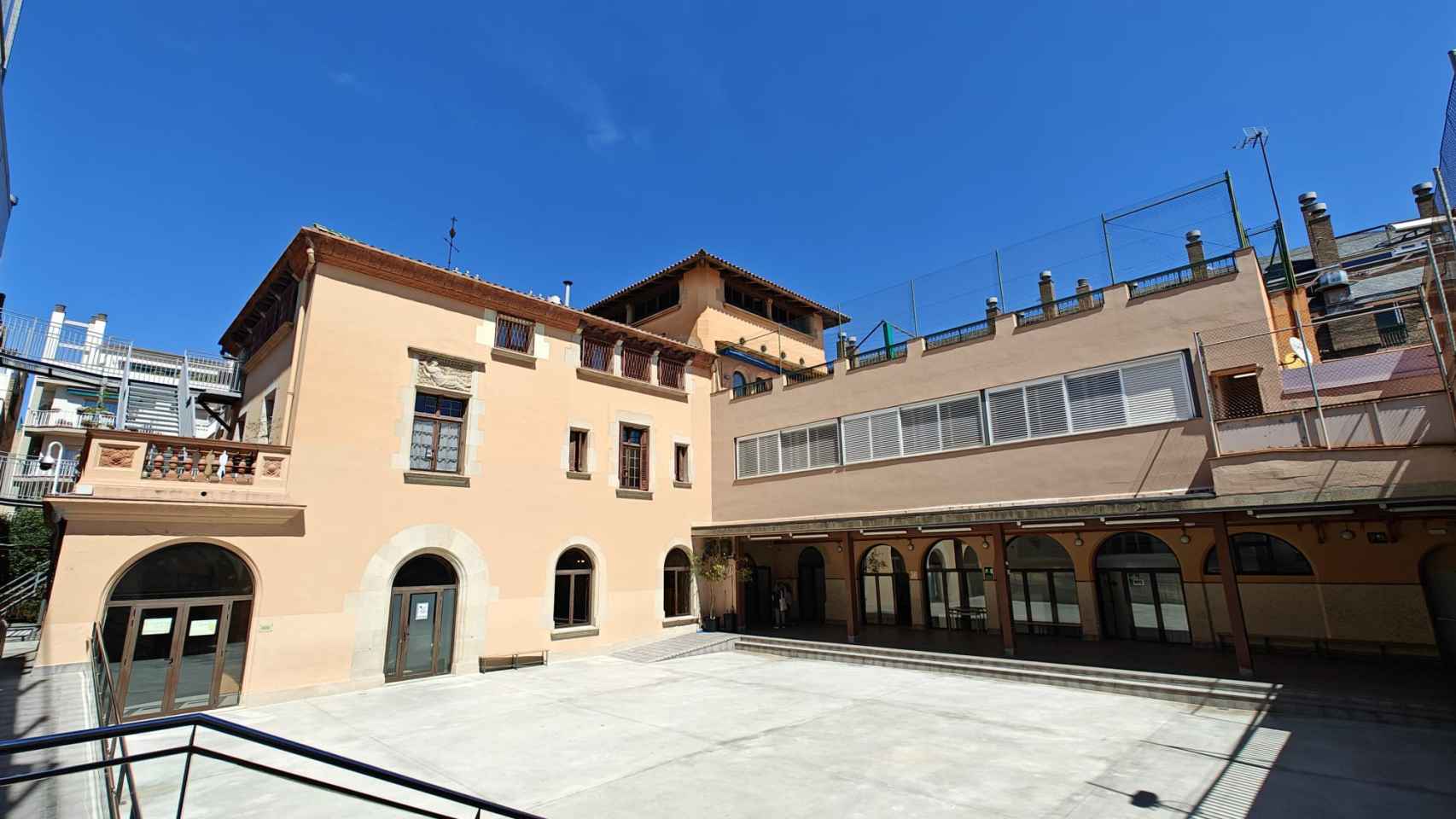 Imagen del patio de la Scuola Italiana de Barcelona, sita en Sarrià