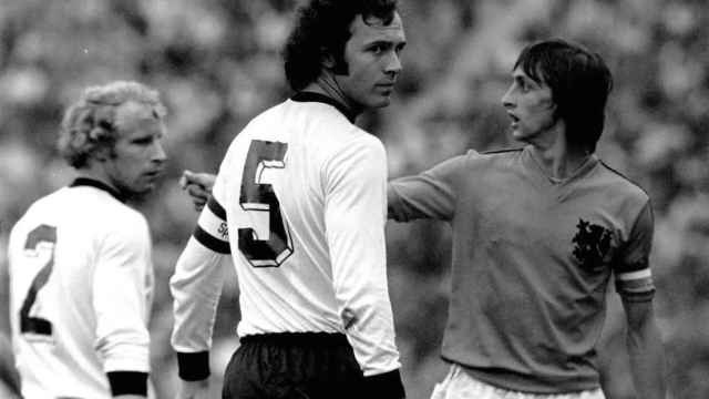 Franz Beckenbauer y Johan Cruyff, en la final del Mundial de 1974