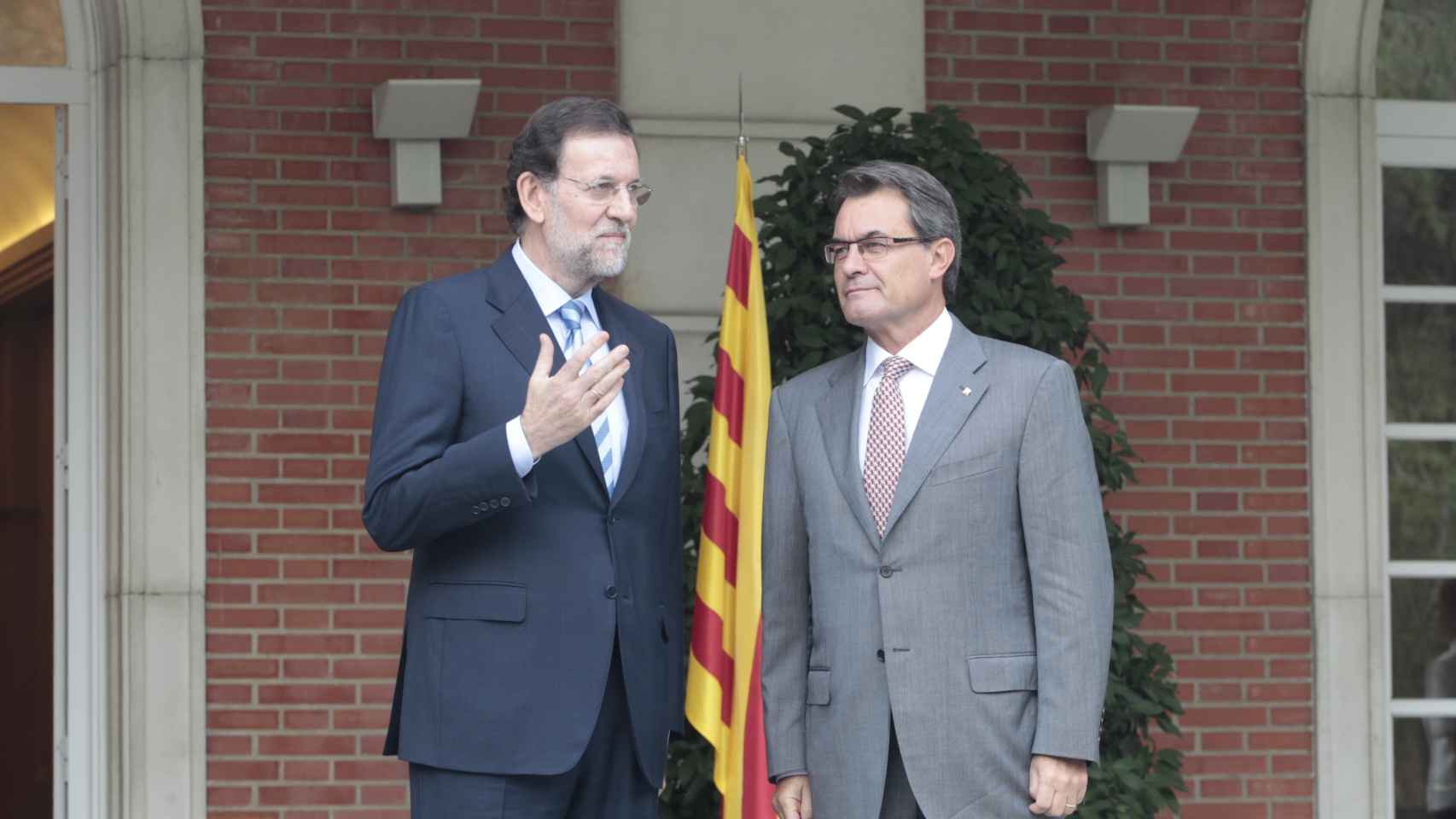 El expresidente del Gobierno, Mariano Rajoy, y el expresidente de la Generalitat, Artur Mas