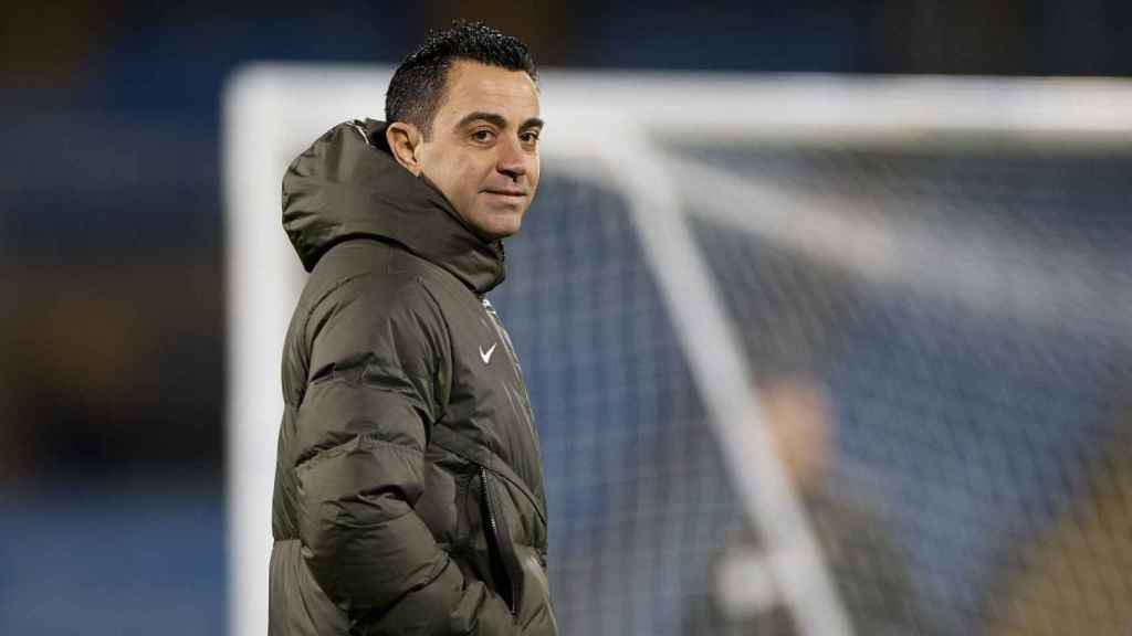 Xavi dirige el entrenamiento del Barça antes de la Supercopa 2023-24