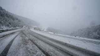 Una borrasca deja nieve en cotas bajas y lluvias en Cataluña: estas son las carreteras afectadas