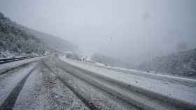 Una carretera nevada en Cataluña