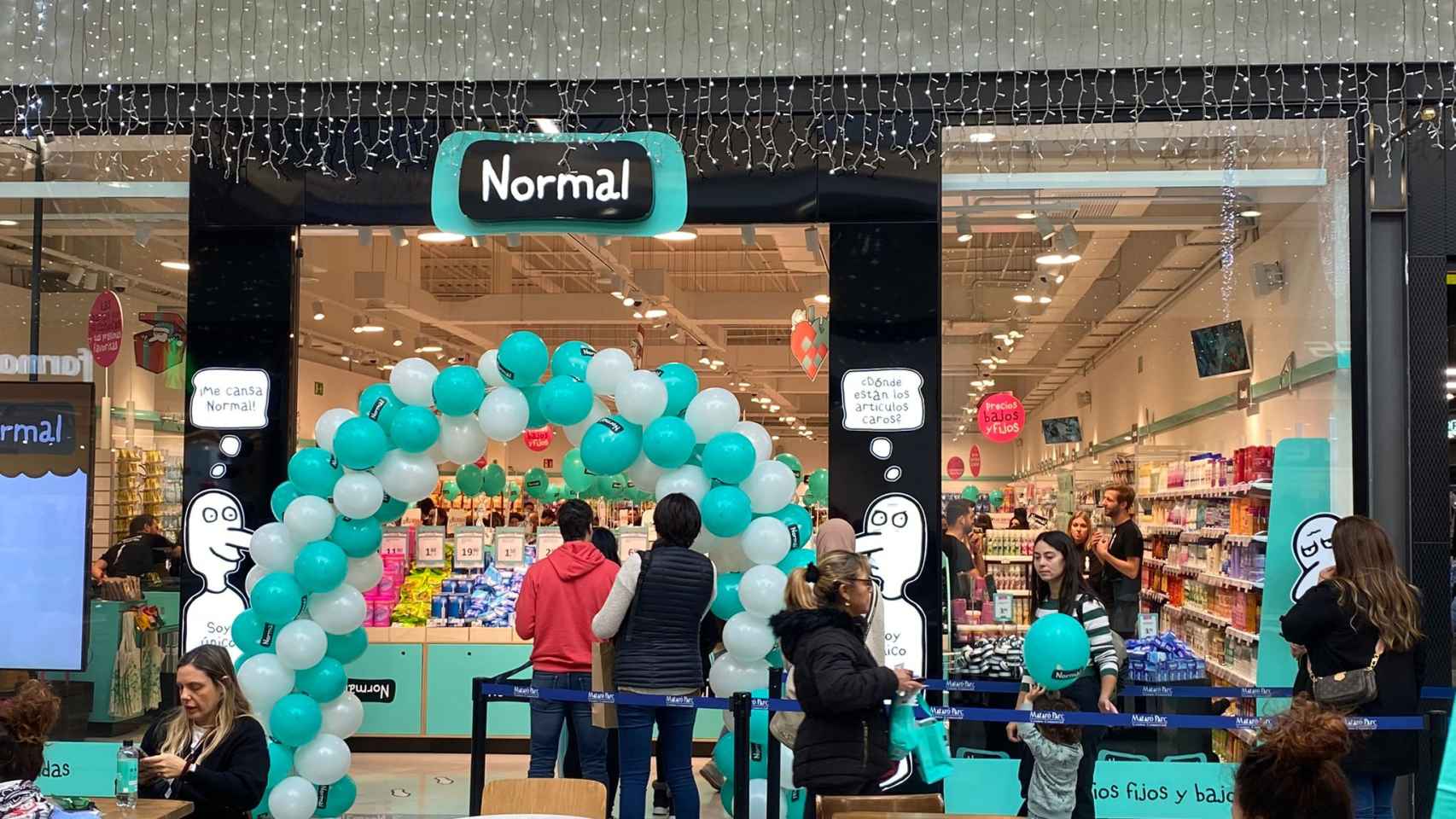 Inauguración de la tienda Normal en Mataró Park