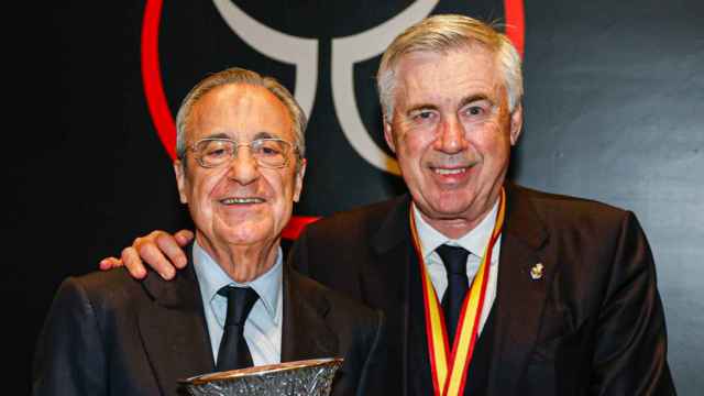 Florentino Perez y Carlo Ancelotti, tras ganar la Supercopa de España