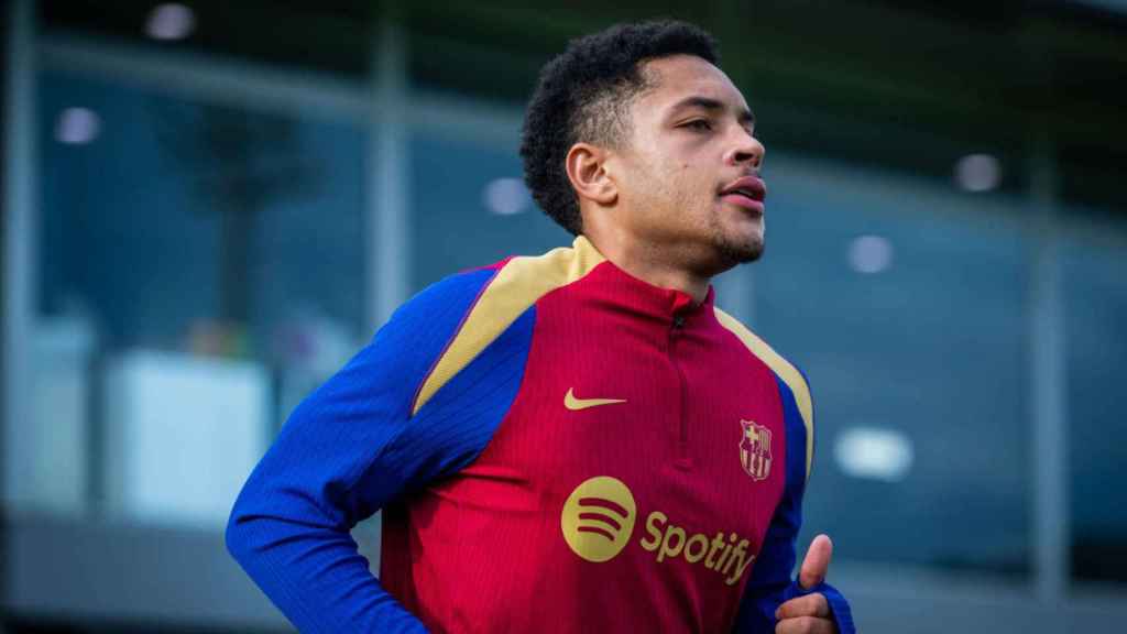 Vitor Roque, en el entrenamiento del Barça previo a los octavos de Copa