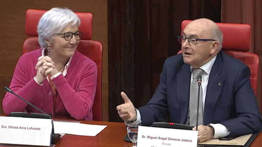 El director de la OAC, Miquel Àngel Gimeno, con su nueva adjunta, Olinda Anía