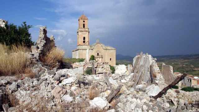 Iglesia y ruinas de Corbera d'Ebre