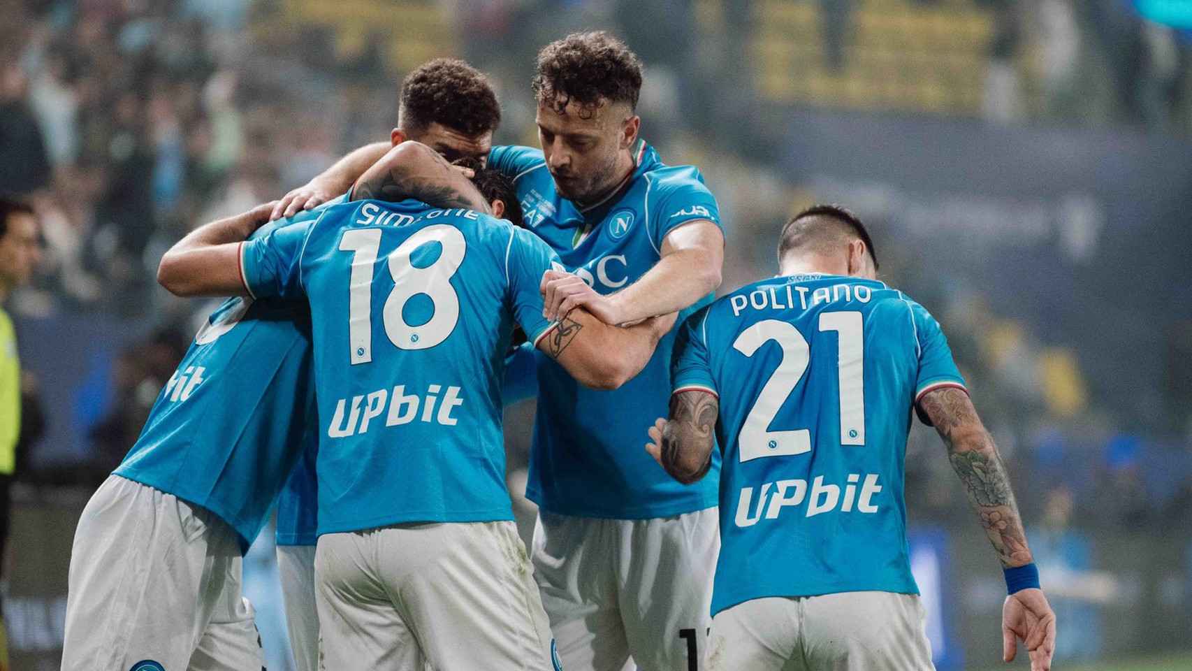 El Nápoles festeja una victoria en la Serie A por el gol de Simeone