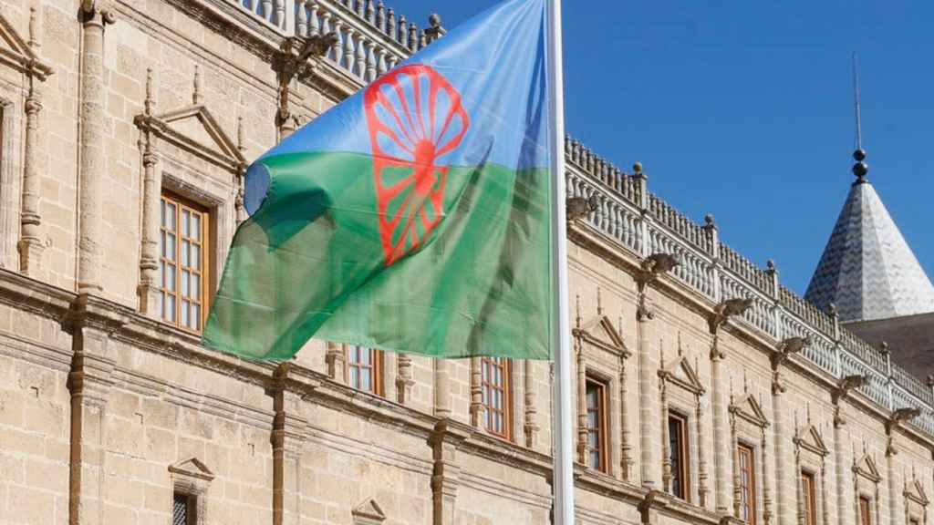 Bandera de pueblos gitanos