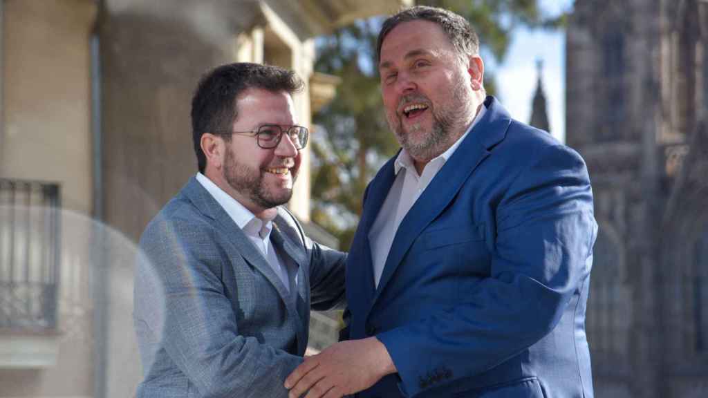 El presidente de la Generalitat, Pere Aragonès, y el líder de ERC, Oriol Junqueras