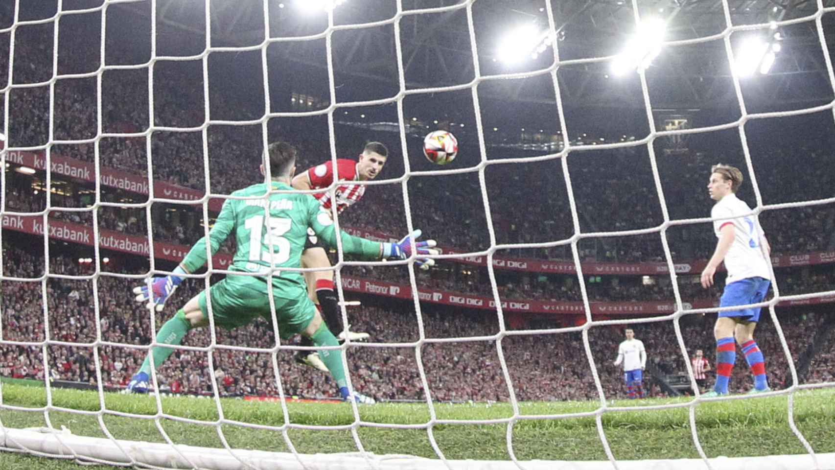 Gol del empate de Sancet, muy criticado por Xavi Hernández
