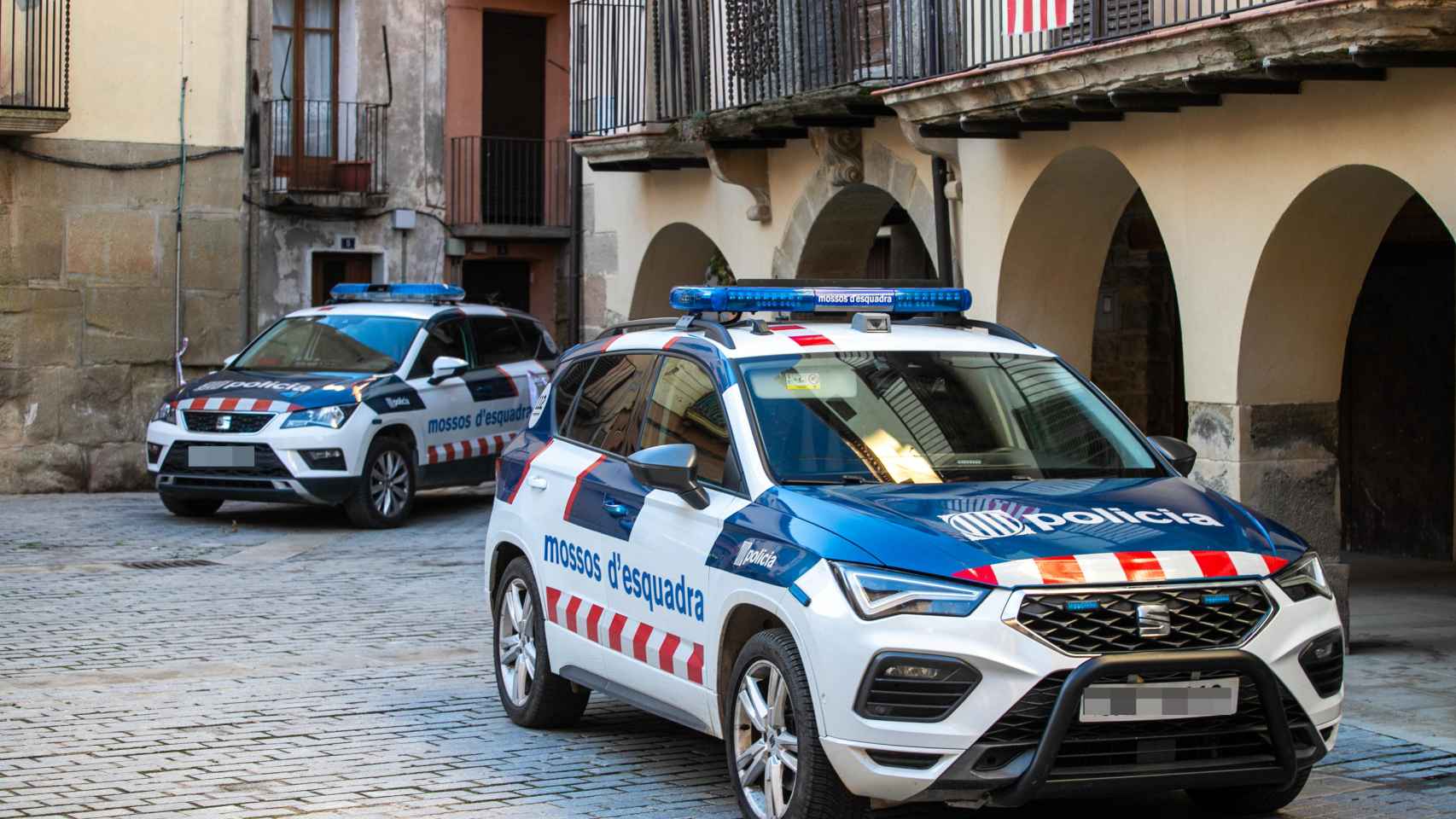 Coches patrulla de los Mossos en la provincia de Lleida