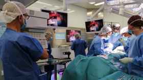 Una sesión clínica quirúrgica en el Hospital del Mar de Barcelona con la participación de Cardiolink
