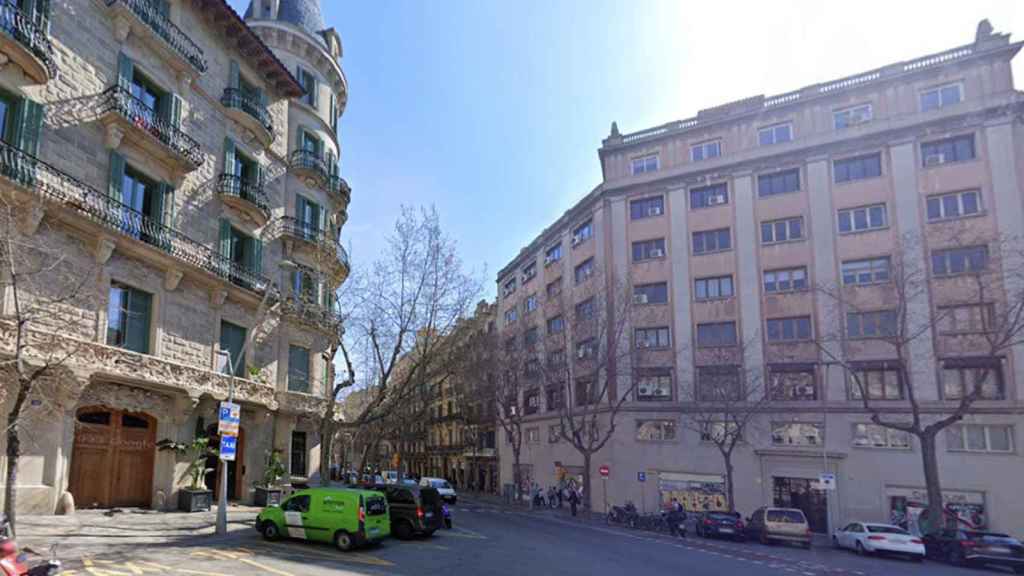 La Casa Burés y el nuevo bloque que serán pisos de lujo en el Eixample