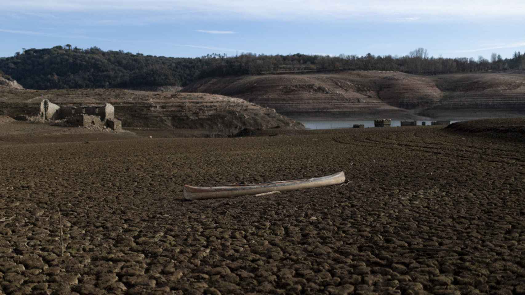 El pantano de Sau, casi vacío por la sequía