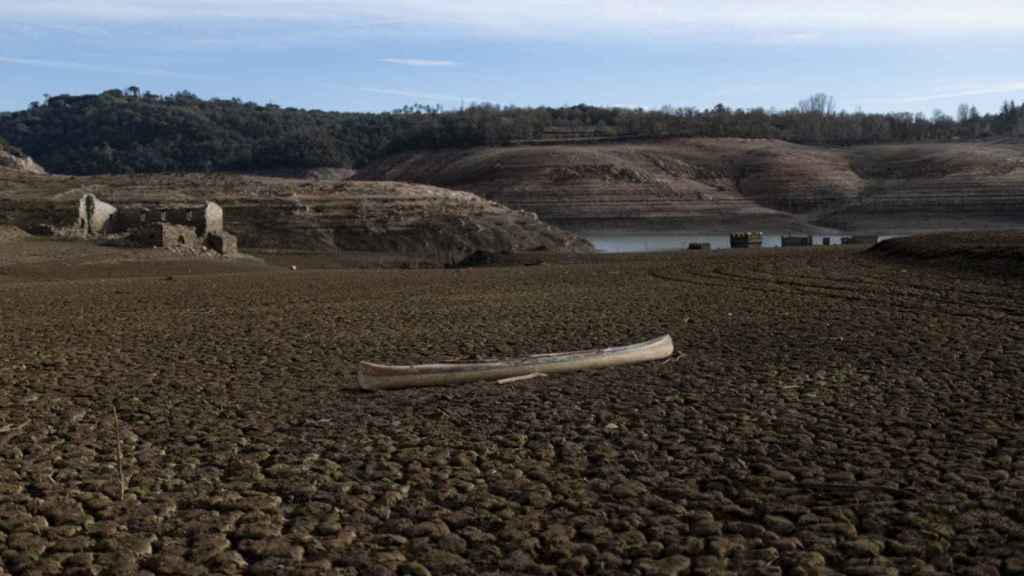 El pantano de Sau, casi vacío por la sequía