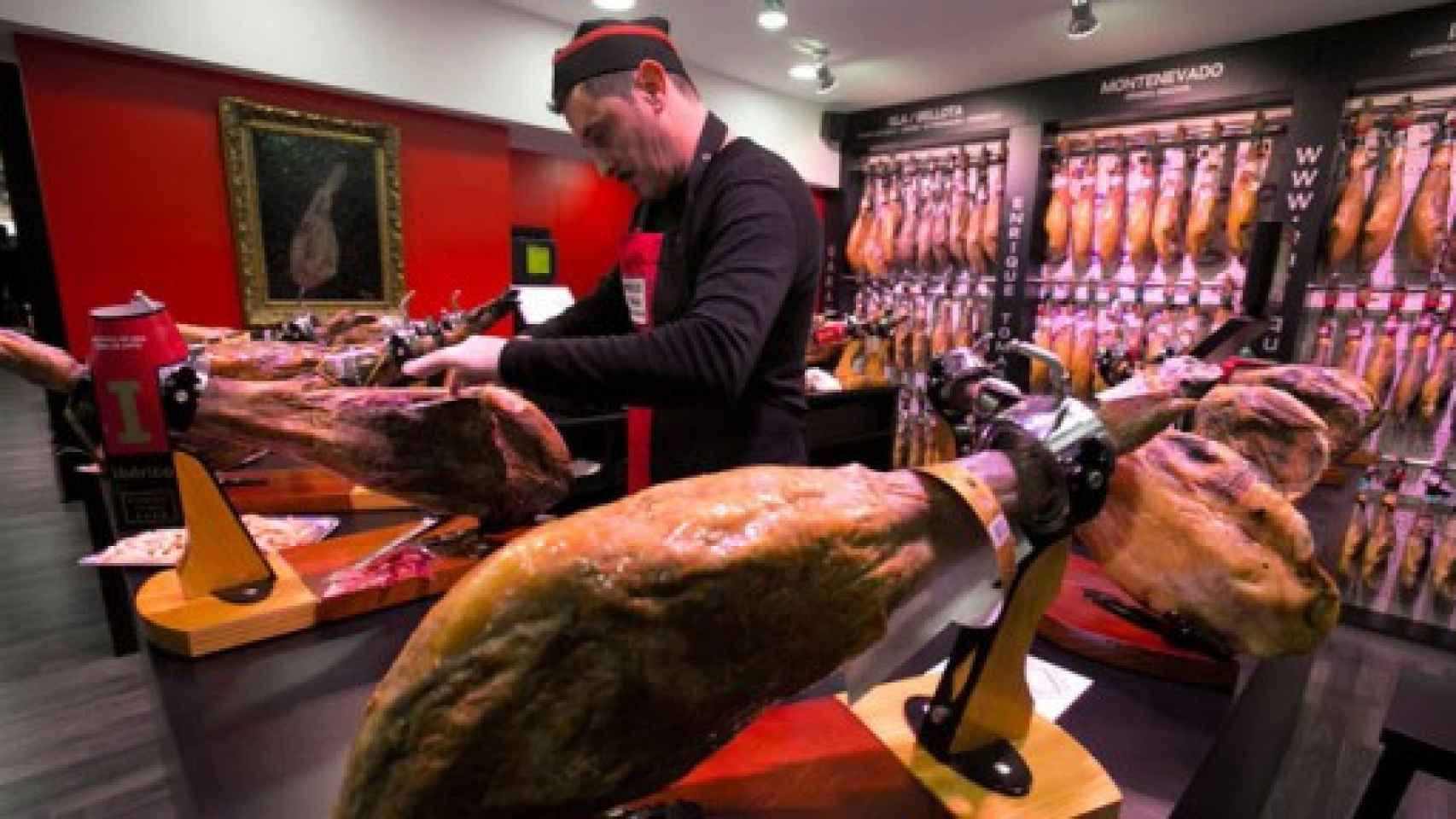 Imagen de un cortador de jamón en Enrique Tomás