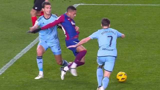 El penalti no pitado sobre Vitor Roque en el Barça-Osasuna