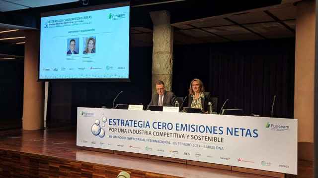 Antonio Llardén, presidente de Enagás y Funseam, junto a Teresa Ribera, ministra para la Transición Ecológica y vicepresidenta del Gobierno