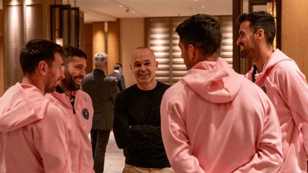 Messi, Alba, Iniesta, Busquets y Suárez se reencuentra en Tokio