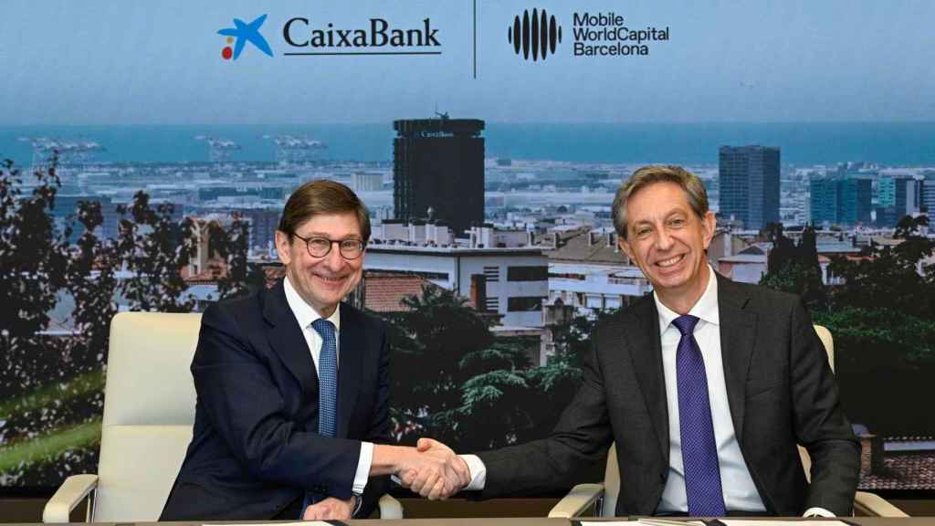 José Ignacio Goirigolzarri, presidente de CaixaBank, y Francesc Fajula, CEO de Mobile World Capital Barcelona