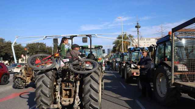 Protesta de agricultores en la Diagonal de Barcelona
