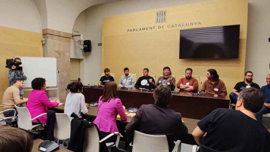 Represenantes de los agricultores se reúnen con los grupos parlamentarios