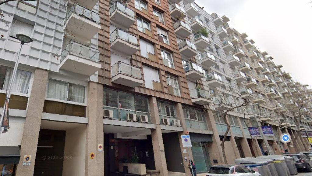 El edificio de la calle Aribau que alberga la sede de la inmobiliaria Jorbajor